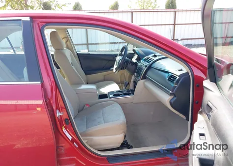 2012 Toyota Camry Hybrid Le из США, поврежденный, VIN 4T1BD1FK5CU033161